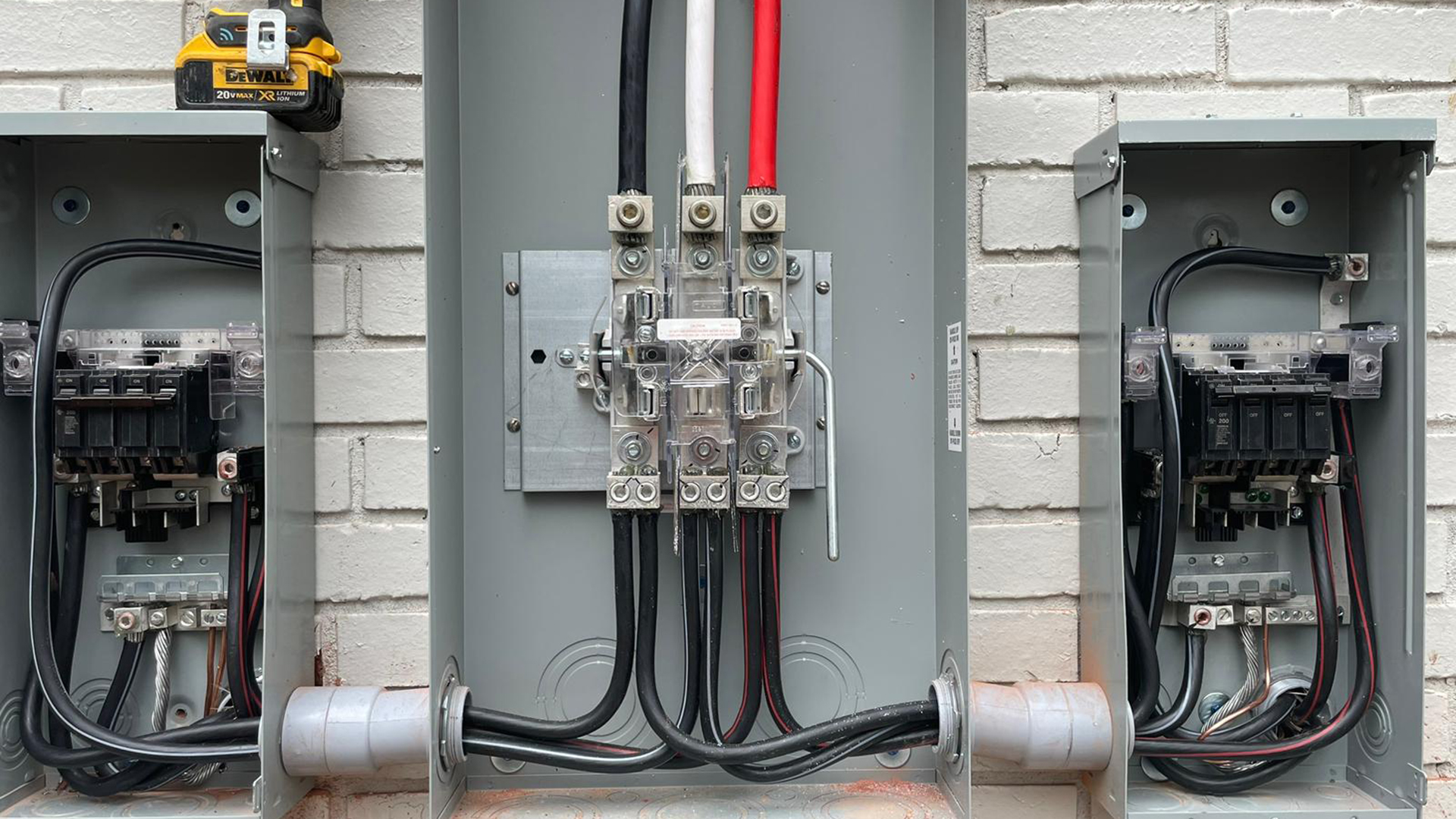 Commercial electrician in Cumming, Marietta, Sandy Springs, Roswell, Alpharetta